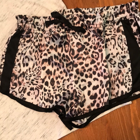 Victoria's Secret Other - VS Sleep Shorts(S)